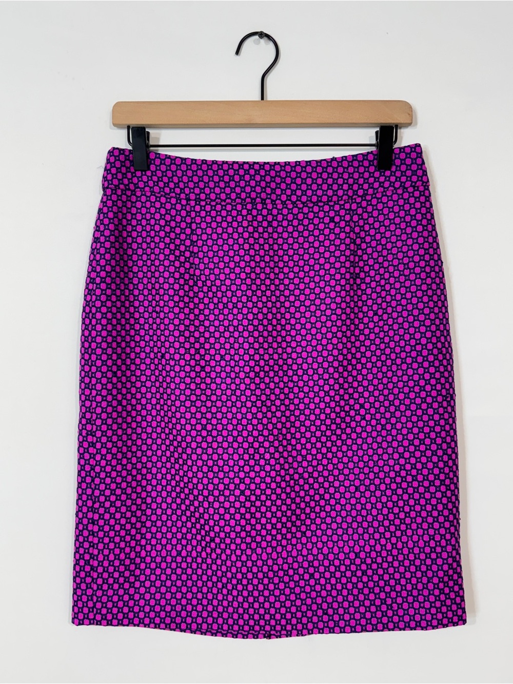 WSK22 {Banana Republic} Geometric Wild Dot Above Knee Midi Pencil Skirt
